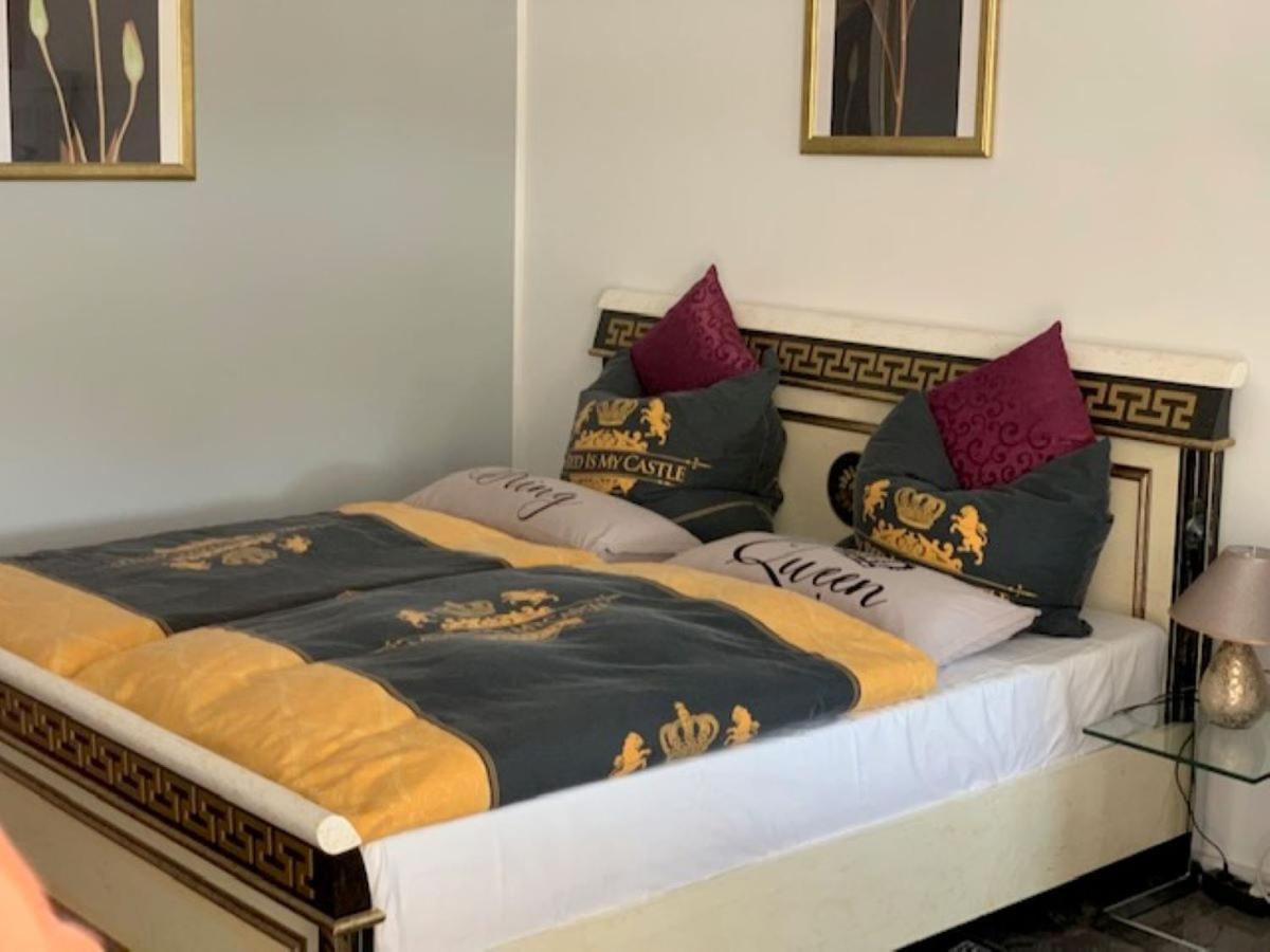 Apartment Пулхайм Екстериор снимка